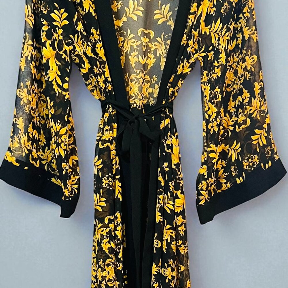 Sheer Robe - Picture 5 of 5